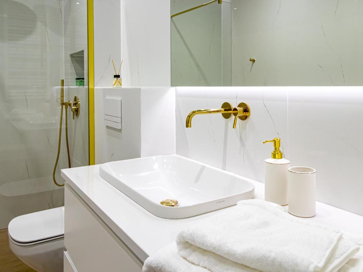 Golden Star Apartment Krakow Ngoại thất bức ảnh